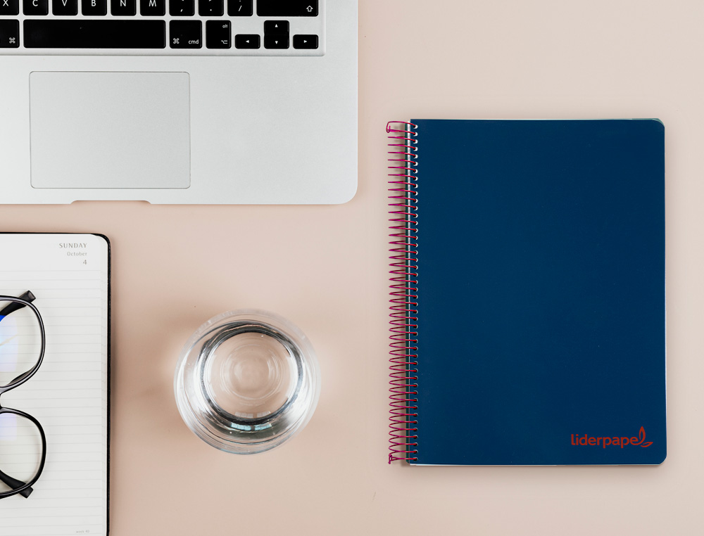 CADERNO ESPIRAL LIDERPAPEL WONDER MICRO DIN A5 CAPA PLASTICO 120 F 90 GR QUADRICULA 5MM 5 BANDAS DE CORES 6 FUROS AZUL M