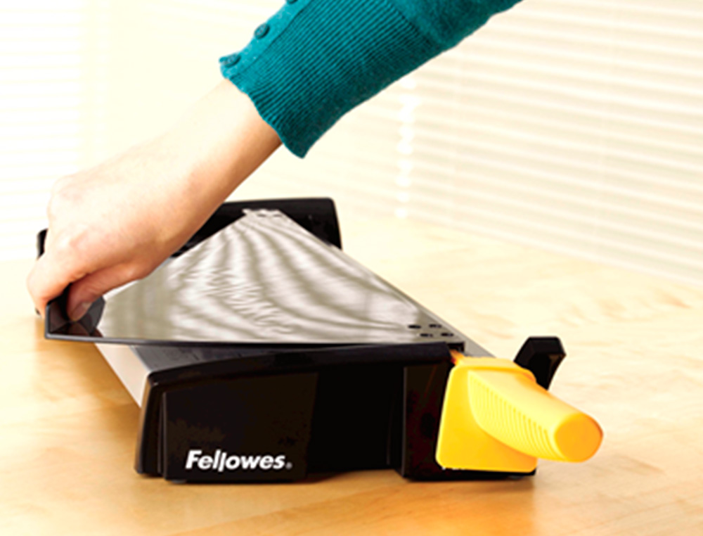 GUILHOTINA DE ALAVANCA FELLOWES FUSION A3 METALICA ATE 10 FOLHAS 80 GR