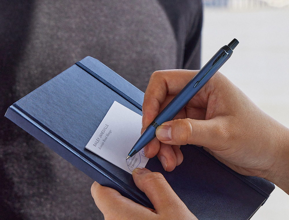 ESFEROGRAFICA PARKER IM MONOCHROME AZUL EM ESTOJO DE OFERTA