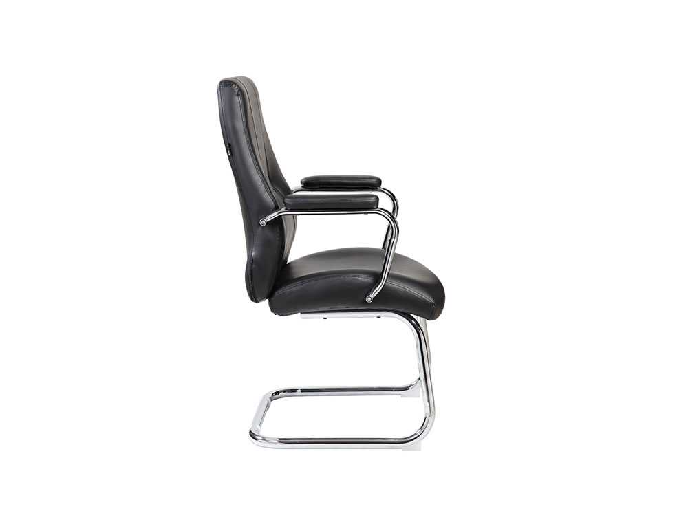 CADEIRA ROCADA CONFIDENTE BRACOS FIXOS ESTRUTURA CROMADA ASSENTO E ENCOSTO FORRADO IMITACAO PELE PRETO 620X650X1100 MM