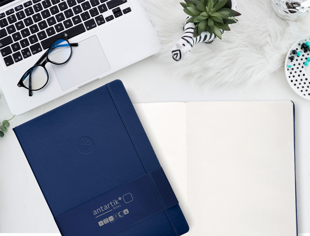 CADERNO COM ELASTICO ANTARTIK NOTES CAPA DURA A4 LISO AZUL MARINHO 100 FOLHAS 80 GR FSC