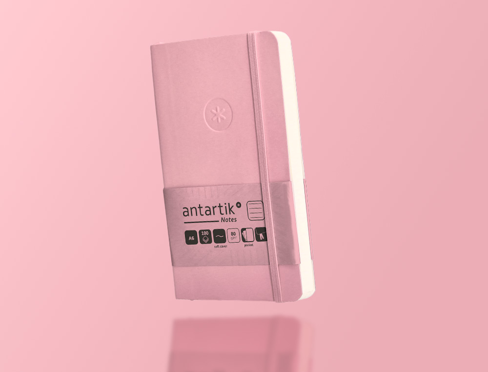 CADERNO COM ELASTICO ANTARTIK NOTES CAPA MOLE A6 PAUTADO ROSA PASTEL 100 FOLHAS 80 GR FSC
