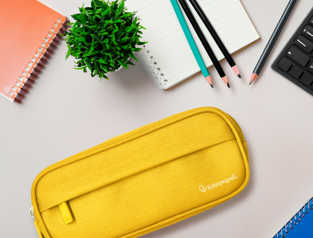 ESTOJO ESCOLAR LIDERPAPEL OVALADO 2 FECHOS COM BOLSO FRONTAL 210X90 MM AMARELO