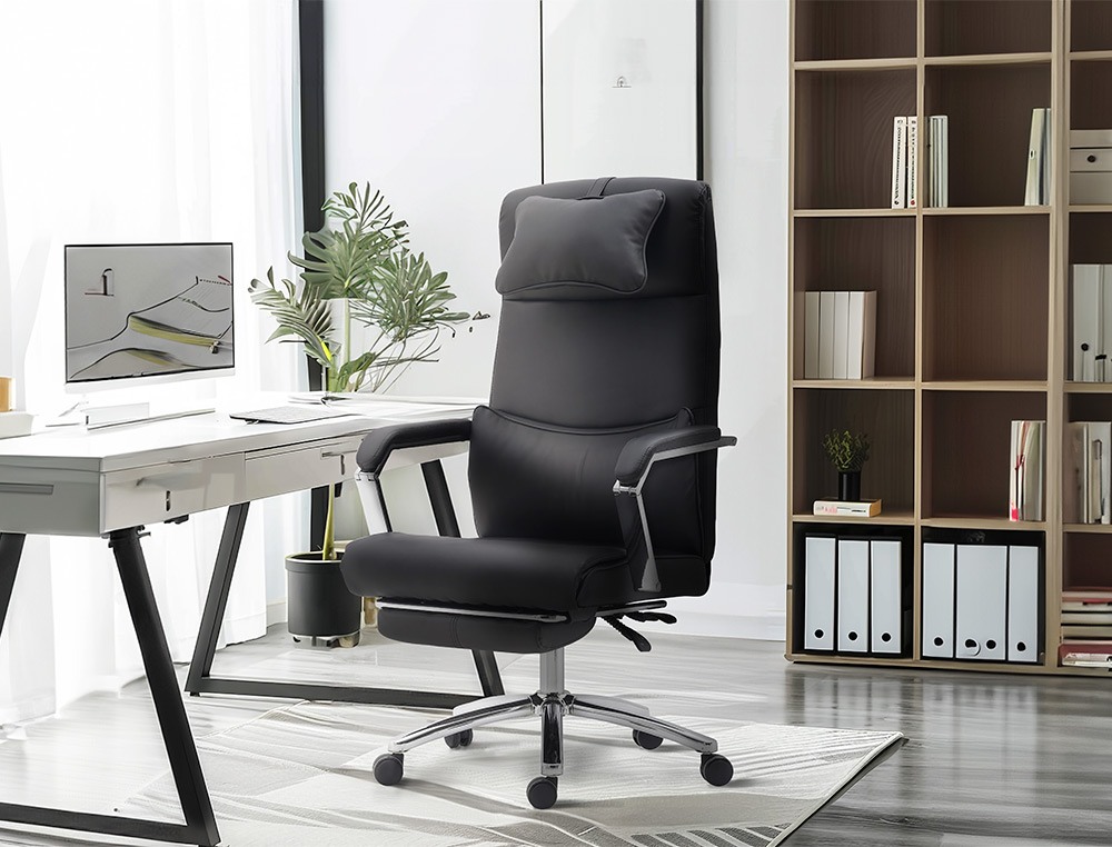 CADEIRA DE DIRECAO Q-CONNECT RAVENNA IMITACAO DE PELE BASE METALICA ALT MAX 1300 LARG 670 PROF 730 MM RODAS PREMIUM COR