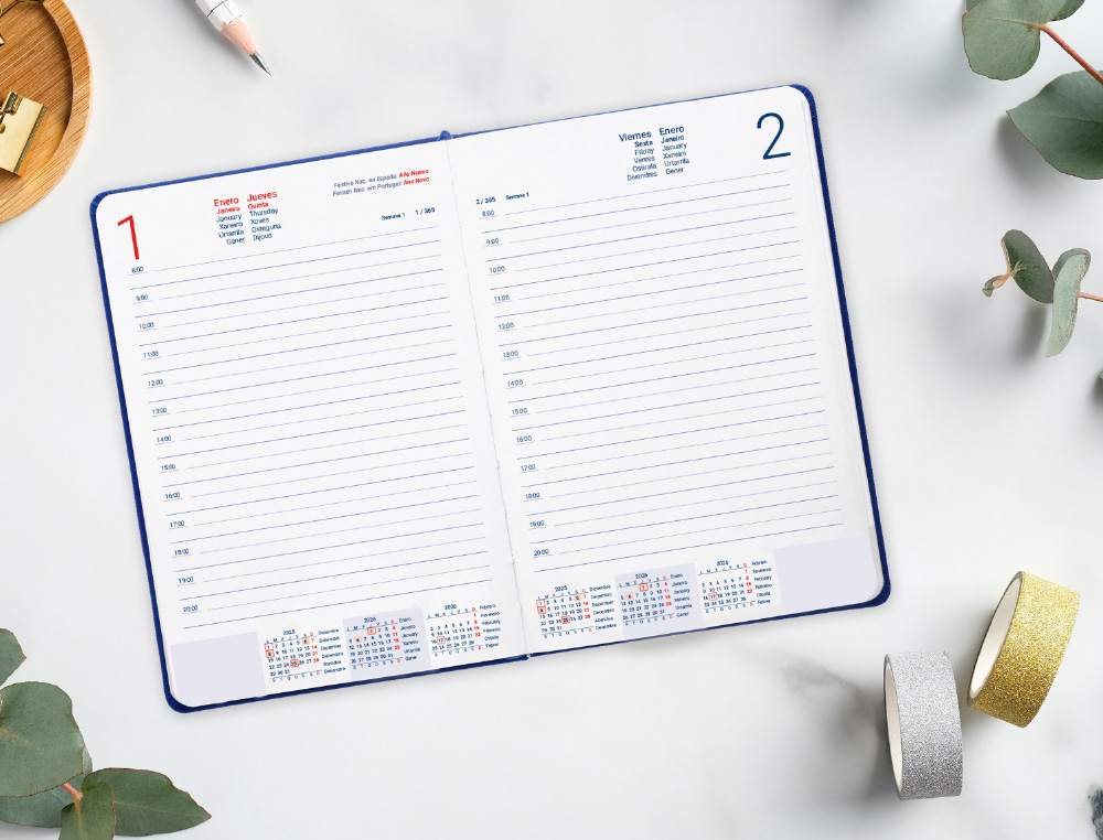 AGENDA ENCADERNADA LIDERPAPEL MYKONOS 15X21 2026 DIA PAGINA VERDE CLARO PAPEL 70 GR FSC